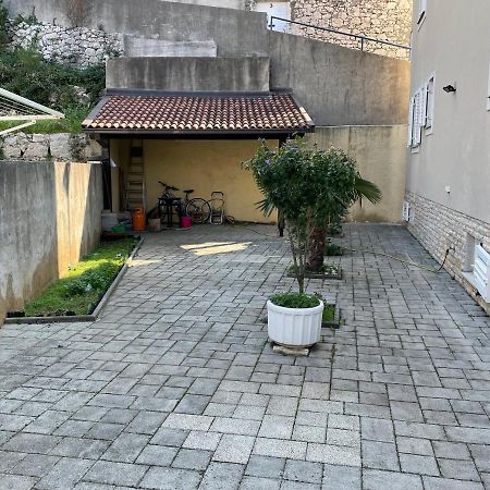 Apartments Girl Novi Vinodolski Luaran gambar
